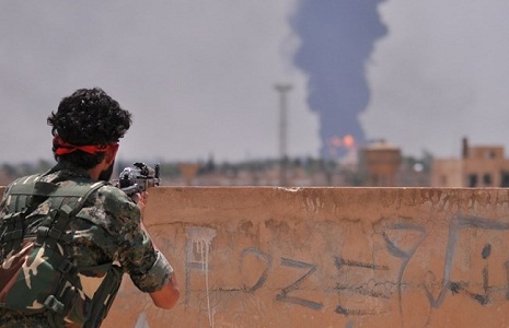 ISIS recaptures town from Kurdish forces